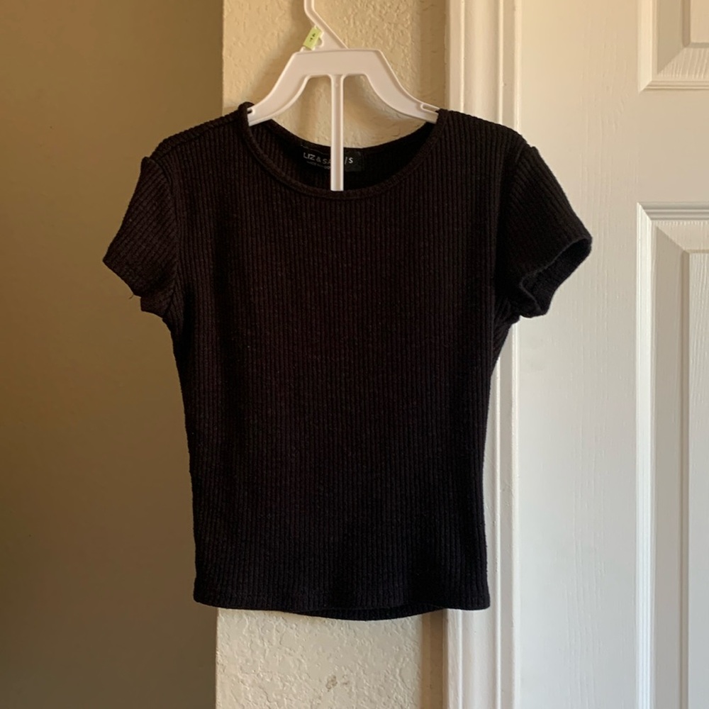 Small black crop top